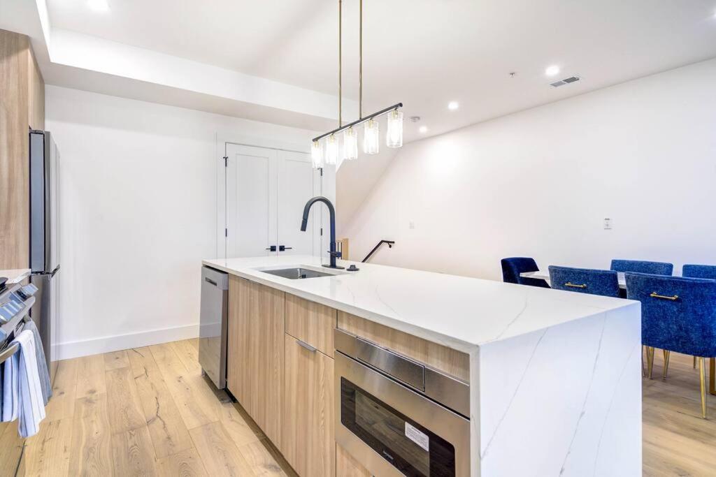Capitol View 3 Penthouse With Rooftop Washington Luaran gambar